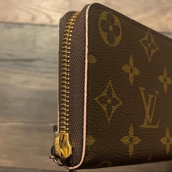 ❌SOLD❌ Louis Vuitton Monogram Pink Blooming Flower Clemence Wallet - Picture 6 of 16